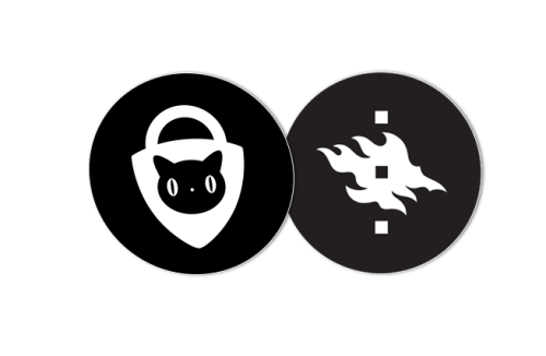 Mustataustaiset pyöreät tietoturvakissa- ja liekkilogotarrat.