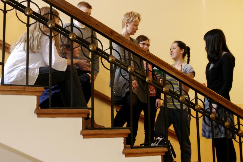 Opiskelijoita Kielikeskuksessa.