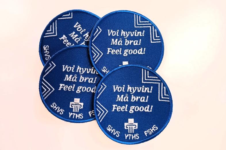 Neljä YTHS haalarimerkkiä